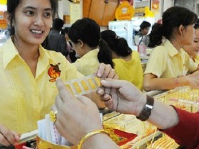 Tổ chức 2 phiên đấu thầu vàng trong tuần này