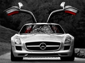 "Mũi tên bạc" Mercedes SLS AMG duy nhất tại Việt Nam
