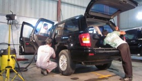 5 bước xử lý khi bị nước tràn vào xe