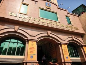 Bảo hiểm tăng tốc bán lẻ qua mạng