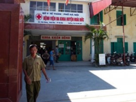 Đình chỉ công tác lãnh đạo Bệnh viện Hoài Đức