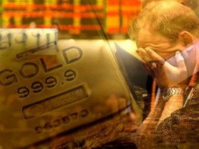 Giá vàng mù mờ, mua bán rủi ro