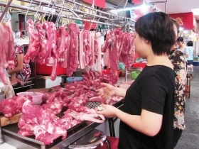 Đặt thịt lợn sạch ở quê "ăn cho lành"