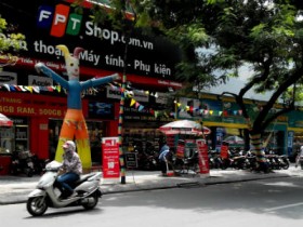 FPTShop: Nhân viên comment sai, Lenovo P780 không cháy hàng!