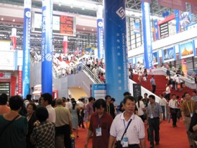 CAEXPO 10 tụ hội các nhà cung cấp thiết bị điện