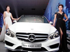 Tiêu thụ chậm, nhiều hãng xe tiếp tục giảm giá