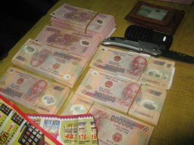 Báo động nạn tiền giả từ Trung Quốc tuồn vào Việt Nam