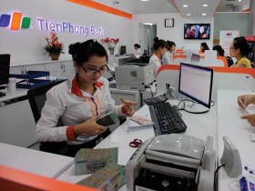Ngân hàng thêm vai quản lý chiến lược