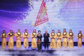 Vinh danh Top 10 Sao vàng Đất Việt 2013