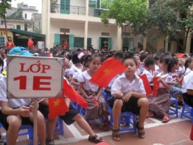 Oái oăm sổ liên lạc điện tử