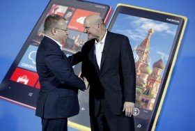 Microsoft bốc hơi 18 tỷ USD vì mua Nokia