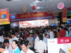 Thị trường điện máy: Sàng lọc khốc liệt chọn "ngôi vương"
