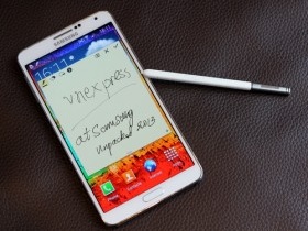4 smartphone đình đám sắp về Việt Nam