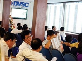 VN-Index có phá được "bức tường" 490 điểm?