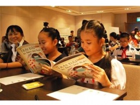 "Trái đất bị làm sao thế?"