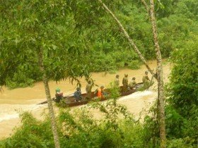 Nghệ An: dốc sức tìm nạn nhân cuối cùng vụ trôi xe