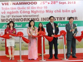 Triển lãm Quốc tế về máy và thiết bị chế biến gỗ