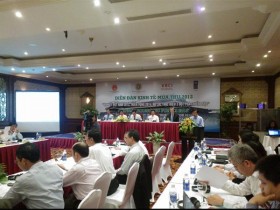 Kinh tế chưa thoát đáy, niềm tin chưa chạm đáy