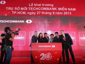 Techcombank có trụ sở hiện đại ở trung tâm TPHCM