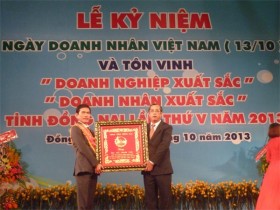 Đồng Nai: Tôn vinh doanh nghiệp doanh nhân xuất sắc