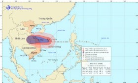 Diễn biến mới nhất của bão số 11 đang vào miền Trung