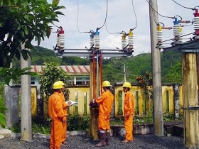 EVN lại lằng nhằng tiền tỷ thuế nhập khẩu điện
