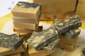 Kinh doanh xà phòng làm từ sữa mẹ