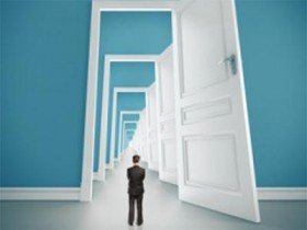 Săn "đầu người" như ý trong hàng triệu ứng viên