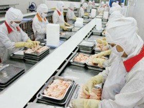 Xuất nhập khẩu tháng 10 năm 2013
