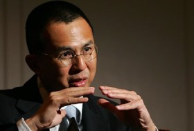 Tỷ phú Hong Kong "ngắm" thị trường bảo hiểm Việt Nam