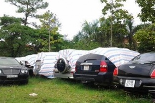 Bán xe ô tô của Việt kiều hồi hương nếu chủ hàng từ chối