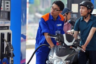 Hôm nay, 12 cây xăng tại Hà Nội phải đóng cửa