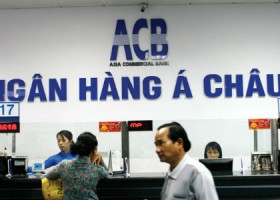 Chuyện "thù trong, giặc ngoài" của ngân hàng