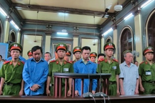 Ngày thứ 2 xét xử "quan tham" tại ALC II