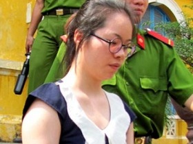 Nữ sinh Trung Quốc lĩnh án chung thân vì 2 kg ma túy
