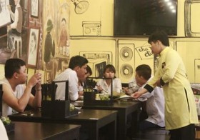 Đua nhau kinh doanh nhà hàng, phá sản cả loạt
