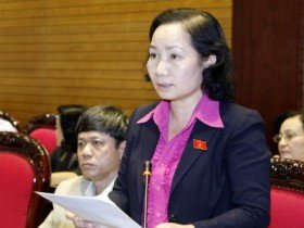 Mang thai hộ: Nhân đạo hay mất nhân đạo?