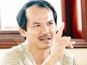 Sốc với độc chiêu giá rẻ của bầu Đức