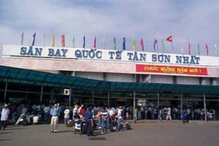 Ma túy ngang nhiên đi qua sân bay Tân Sơn Nhất