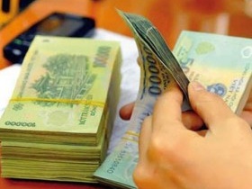 Doanh nghiệp địa ốc thưởng Tết bằng ngày nghỉ