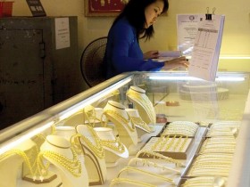 Đầu tư vàng tái chiếm ngôi trong năm 2014?