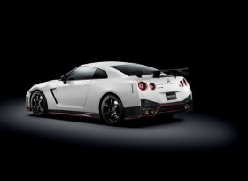 Nissan sắp ra mắt 10 mẫu xe mới