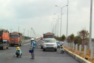 Xử lý hàng loạt tập thể, cá nhân tại dự án cao tốc phía Nam