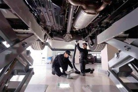 Cận cảnh đại lý Lexus đầu tiên tại Việt Nam