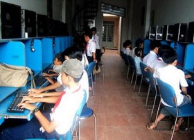 Tập huấn giáo viên sử dụng Facebook để quản trò