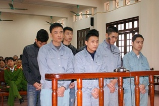 Lời thú tội phút chót khiến phiên tòa trả hồ sơ điều tra lại