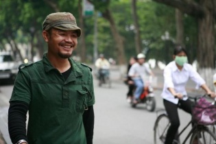 Trần Lập: “Tôi hiểu showbiz để bình thản về nó”