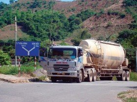 Hé mở lối thoát cho Dự án đường bộ Hòa Lạc - Hòa Bình