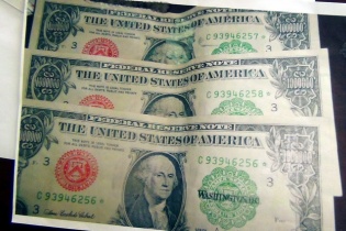 Nhận là người của tổ chức "ngầm" rao bán tờ 1 triệu USD giá hàng trăm triệu đồng