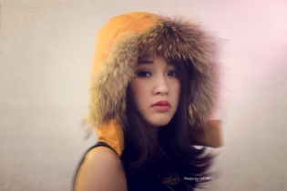 Diễm Hằng: Nhiều người muốn đổi tiền - tình với tôi